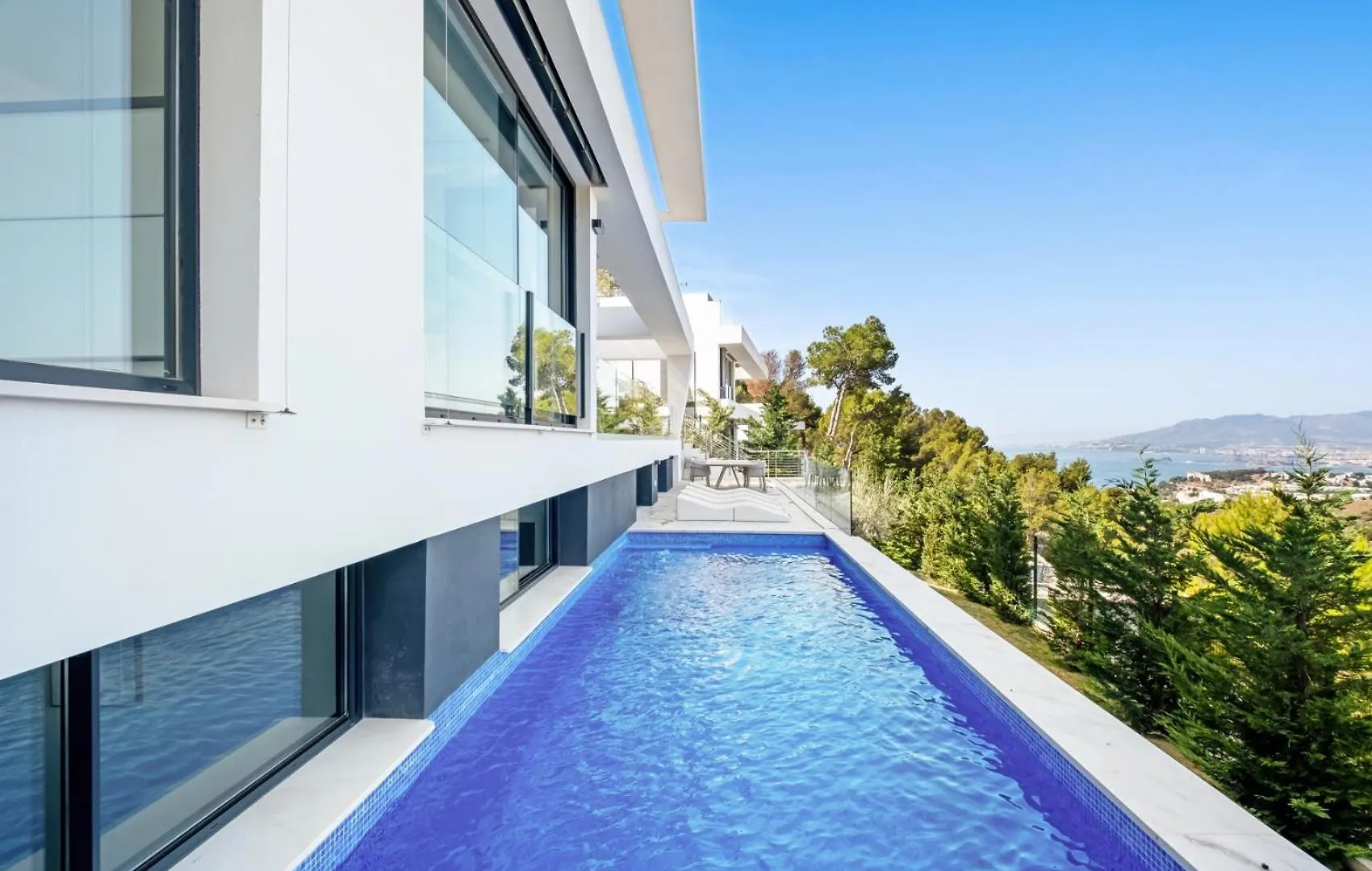 Villas Pinares De San Anton - Sea, City, Mountain Views, Close To Beach, Bbq Málaga