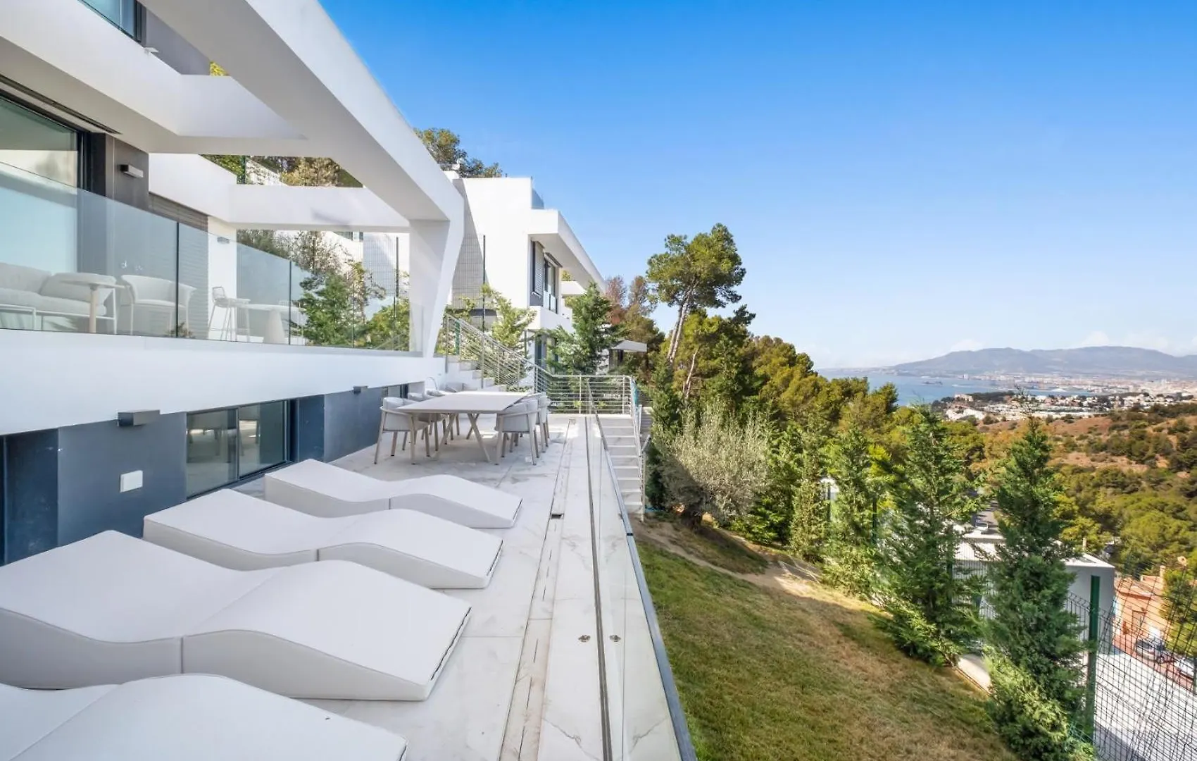 Villas Pinares De San Anton - Sea, City, Mountain Views, Close To Beach, Bbq Málaga